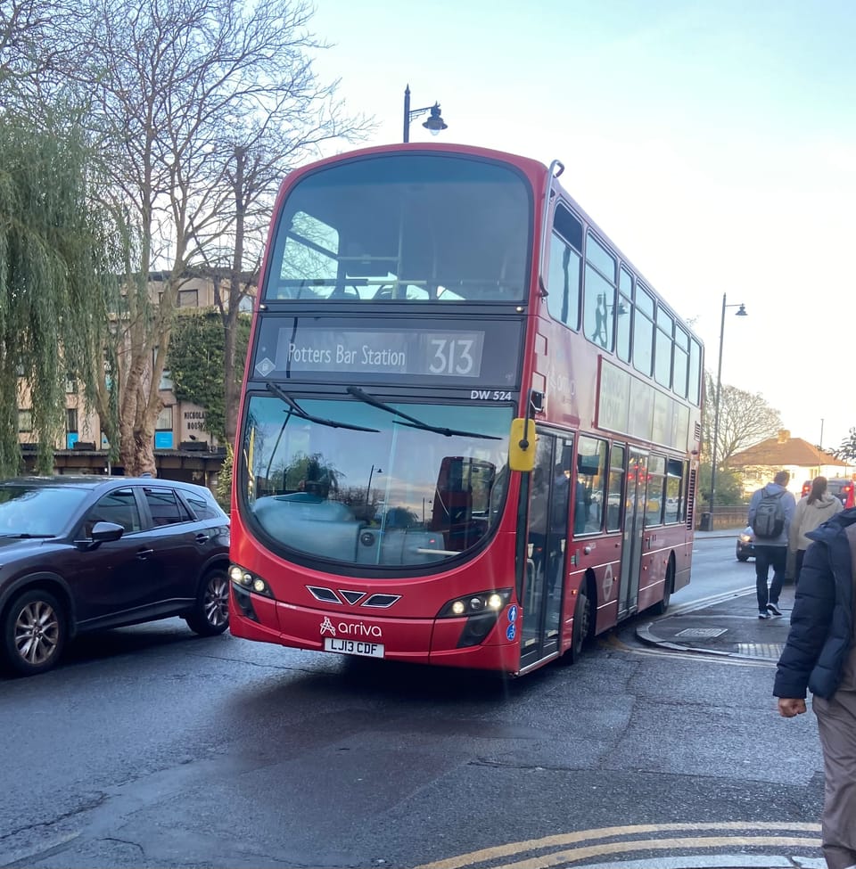 The Bus Journeys In London That Are Actually Quite Enjoyable! (Yes you read that right)